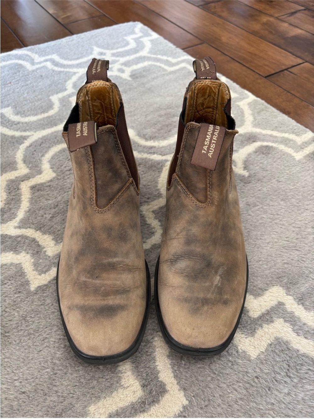 Blundstone Brown Boots Women’s Size 7.5 women’s or 5.5 men’s, Australian 4.5